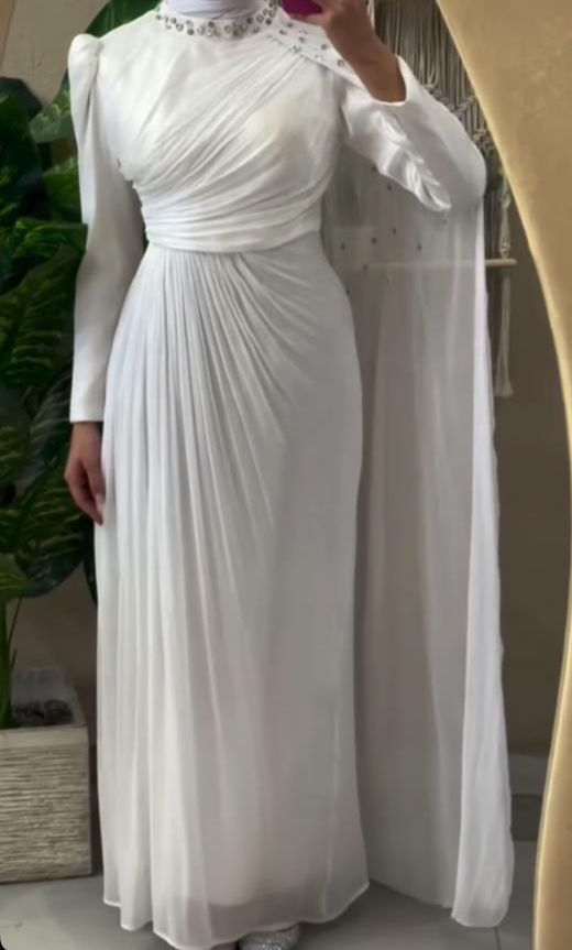 فستان كتب كتاب أو فستان تخرج